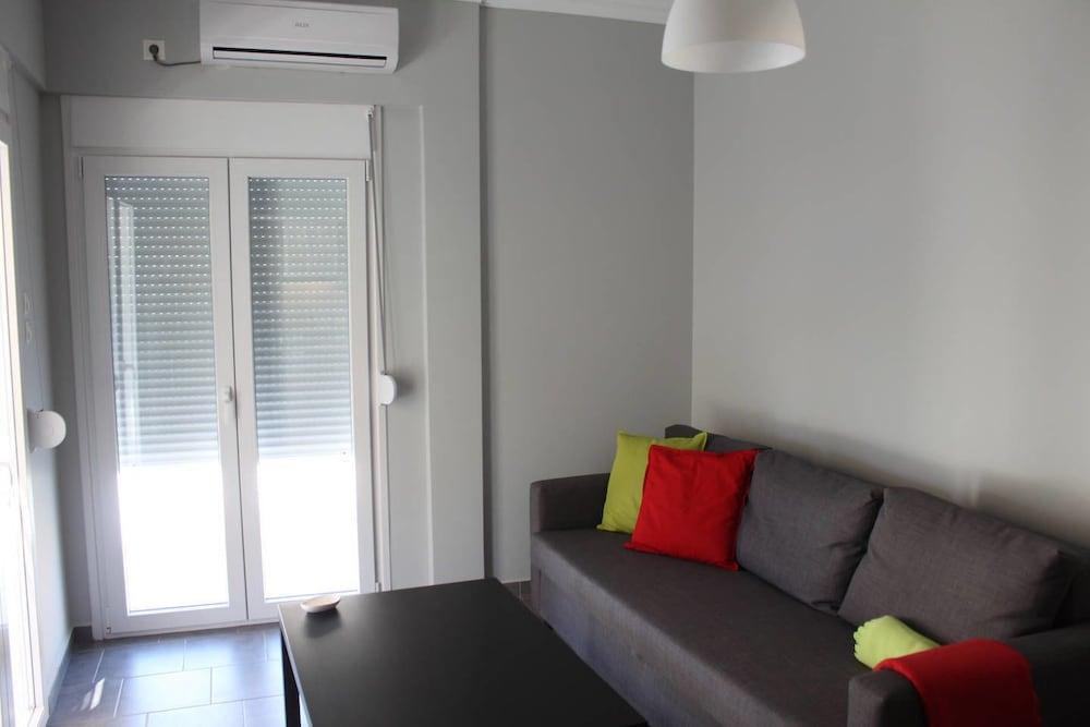 Apartment In The Centre Of Atenas Exterior foto